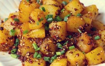 秒杀路边摊！香气扑鼻的【香辣孜然土豆】