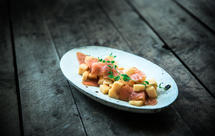 蜜瓜三文鱼沙拉