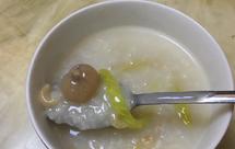 杨桃圆肉虾米粥（健脾开胃粥）