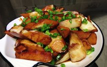 儿时最爱的素菜—红烧茭白