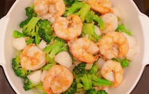 荸荠西兰花炒虾仁