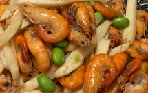 炎炎夏日冰啤酒的好搭档-茭白毛豆炒河虾