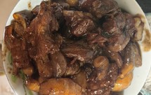 快手菜--红烧肉烧菱角