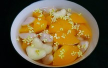 黄桃菱角桂花羹