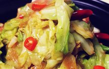 在家如何炒出餐馆的手撕包菜