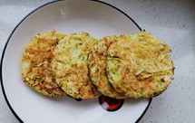 让孩子大口吃菜的包菜饼