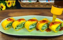 快手减脂餐，低脂双色生菜蛋烧，基本不放油，想瘦的，做起来！宝宝吃这不错哟！当做早餐也不错！