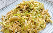 爽脆可口的卷心菜（凉拌包菜）