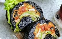 正宗乌饭团！好吃的嗷嗷叫！咸蛋黄肉松老油条