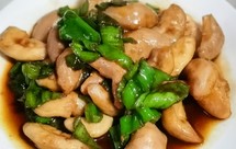 爆炒嫩菱角（快手鲜甜可口）