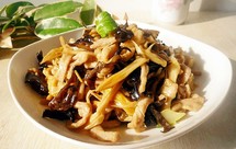 黄花菜木耳炒肉丝