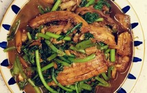 茼蒿（蒿子秆）烧带鱼