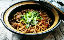 黄花菜干焖鸭肉