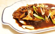 酱焖黄花鱼，胶东风味家常菜