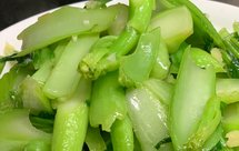 姜蓉猪油蒜蓉炒水东芥菜家庭炒青菜不发黄的方法