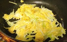 超快手的韭黄炒蛋