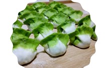 抹茶版翡翠白玉饺子附荠菜猪肉馅的制作方法