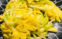 韭黄炒鸡蛋