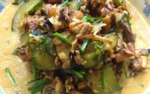 青瓜紫苏焖黄鳝