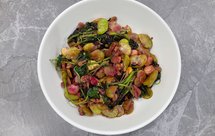 素:苋菜炒蚕豆瓣