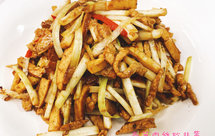 杭州人心心念念的韭黄冬笋炒肉丝