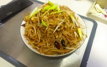 焖饼，豆芽炒饼