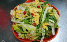 苦菊西生菜拌鸡蛋