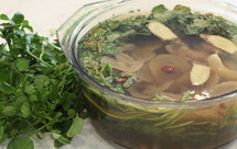 【0244】西洋菜海底椰炖龙骨 <302小厨房>