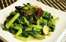 酸腌菜炒豌豆尖