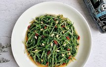 快手拌豆苗 春天的味道