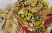 毛豆炒三丁（芦蒿）