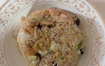 萝卜干香菇木耳包菜炒饭