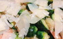 #低碳生酮食谱#焗烤口蘑海鲜孢子甘蓝超级大份的奶油焗蔬菜