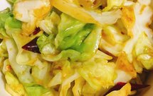 醋溜手撕包菜（超简单做法）
