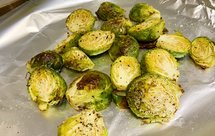 健康减脂橄榄油烤孢子甘蓝