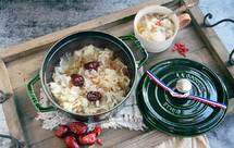 红枣冰糖银耳汤——staub珐琅铸铁锅