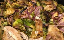 香菜籽烤鸡腿和抱子甘蓝