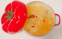 一看就会做的の冰糖银耳雪梨羹