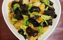 十分钟素菜 ·木耳炒白菜