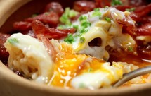 煲仔饭，从零到一教你做（内附香菇滑鸡和牛肉煲仔饭做法）