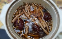 花茶茶树菇炖鸡