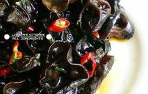 比肉都好吃的养生菜——洋葱木耳炒鸡蛋