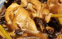 #深色蔬菜#蚝油蘑菇草菇杏鲍菇！三菇一起炒有肉味～