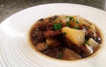 白萝卜牛腩草菇