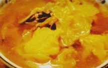 平菇包菜鸡蛋汤