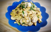 蚝油香葱草菇炒蛋
