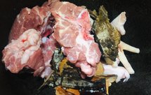 汤品系列——灵芝土茯苓猪骨汤（补气、安神、防癌）