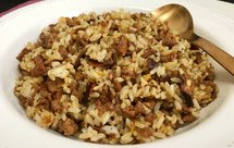 蒜香黑椒牛肝菌牛腩炒饭