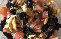 番茄木耳白玉菇炒鸡蛋，夏天必备开胃菜