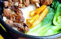 排骨榛蘑煲仔饭